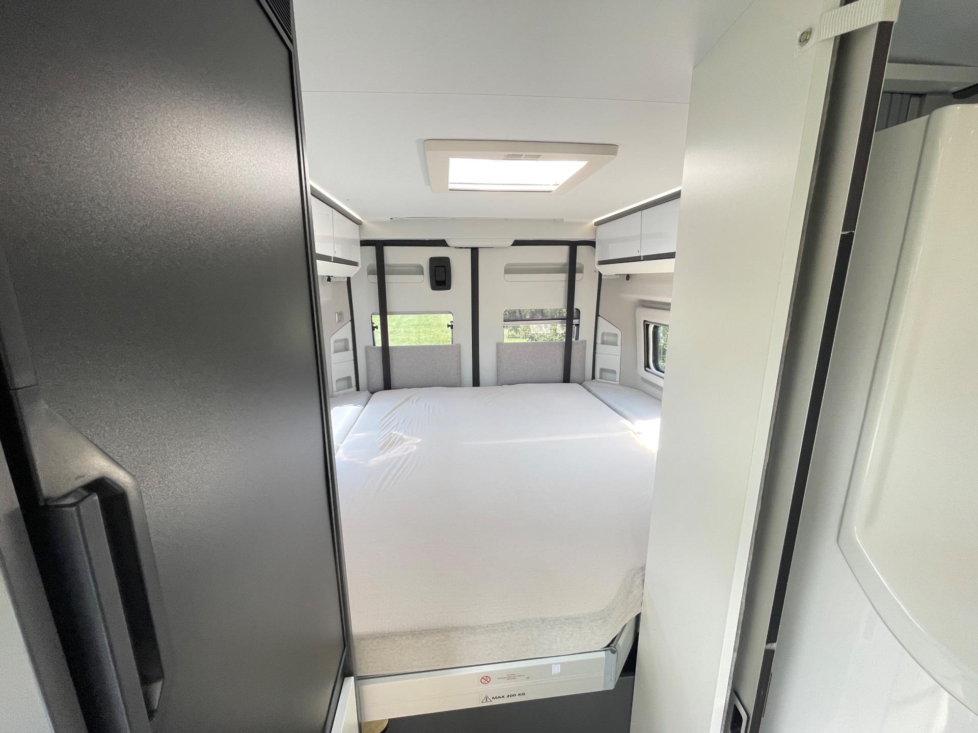 Adria Twin Supreme 640 SGX Twin Supreme 640 SGX 9-Traps Automaat LUCHTVERING 160 PK 46849216-13.jpg | Puur Vrijheid
