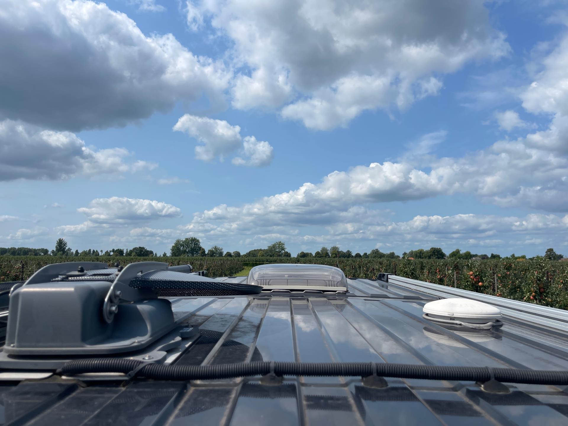 Adria Twin Supreme 640 SGX Twin Supreme 640 SGX 9-Traps Automaat LUCHTVERING 160 PK 46849216-18.jpg | Puur Vrijheid