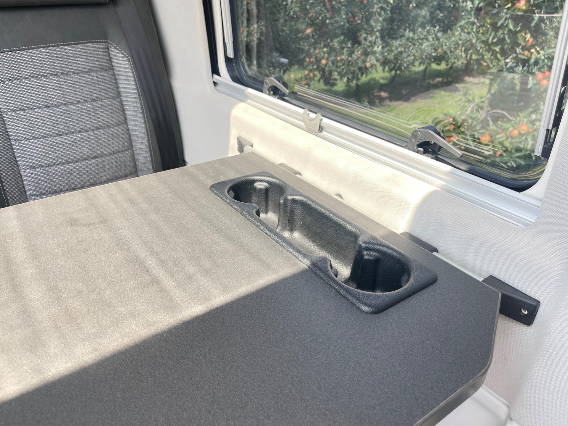 Adria Twin Supreme 640 SGX Twin Supreme 640 SGX 9-Traps Automaat LUCHTVERING 160 PK 46849216-8.jpg | Puur Vrijheid