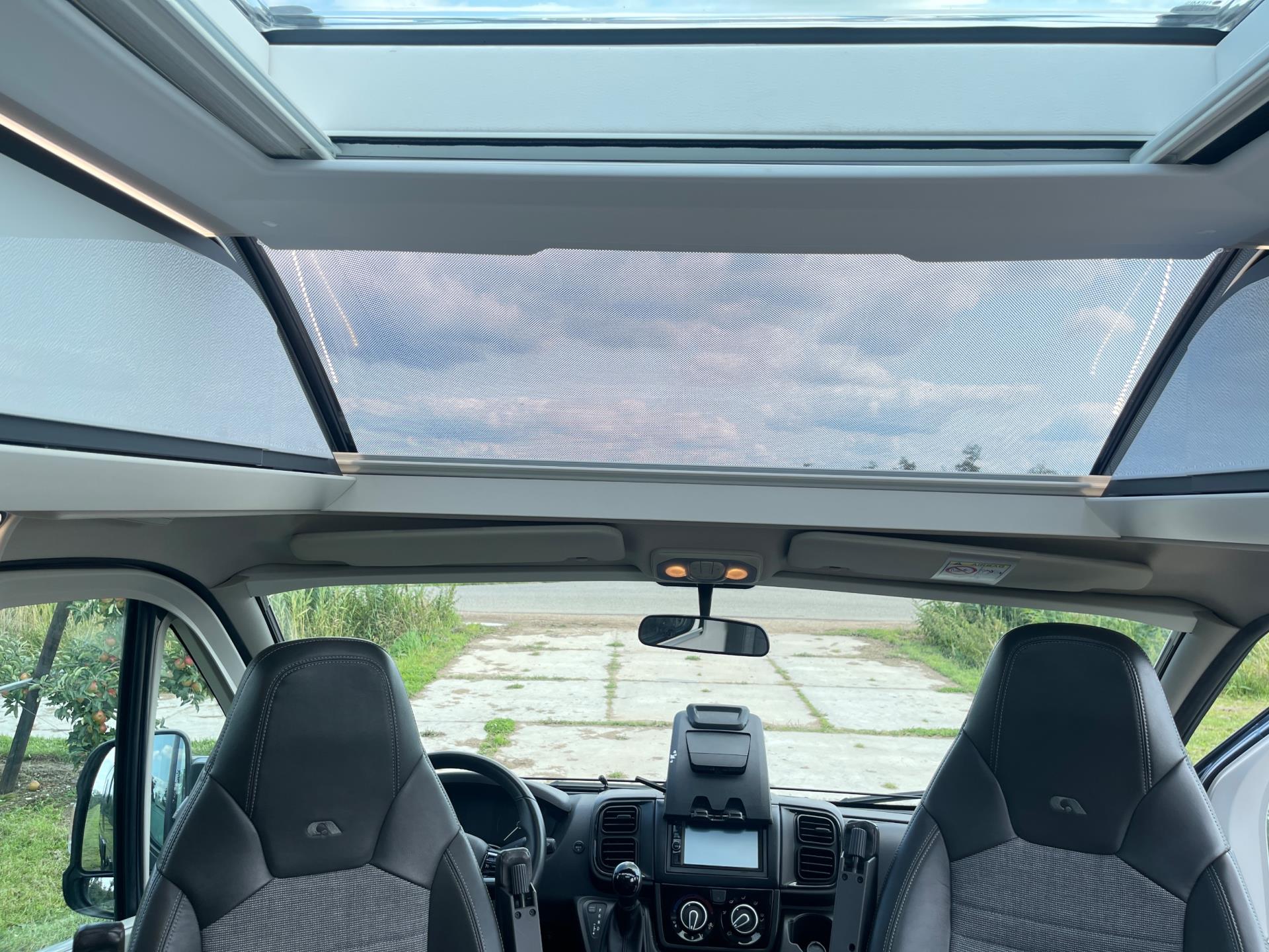 Adria Twin Supreme Plus 640 SLB Twin Supreme Plus 640 SLB 9-traps Automaat (Ducato 8) 46854204-16.jpg | Puur Vrijheid