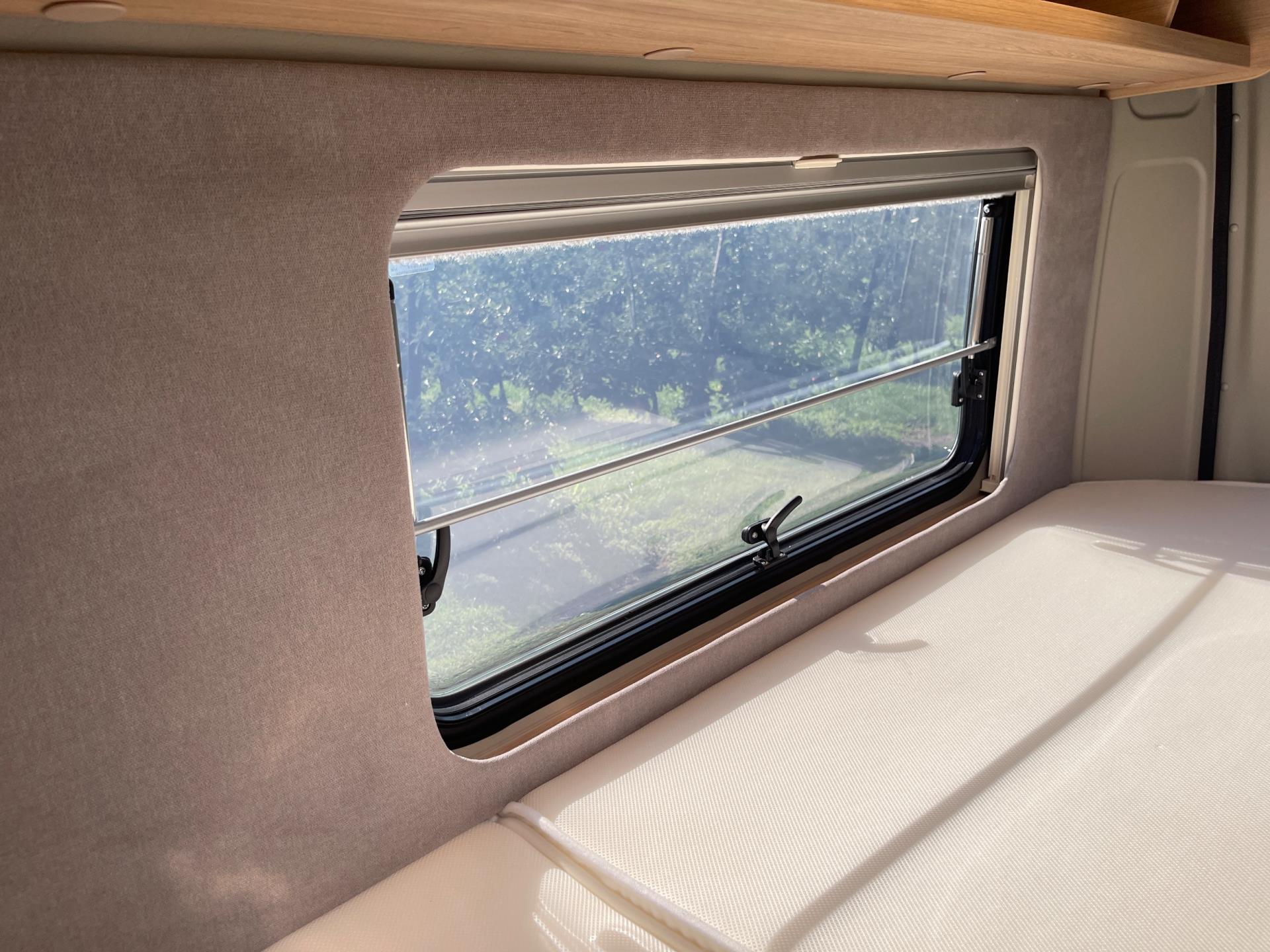 Pössl Trenta 640 Trenta 640 9-Traps Automaat 3x Solar/Omvormer/Zeer Compleet 47514110-24.jpg | Puur Vrijheid