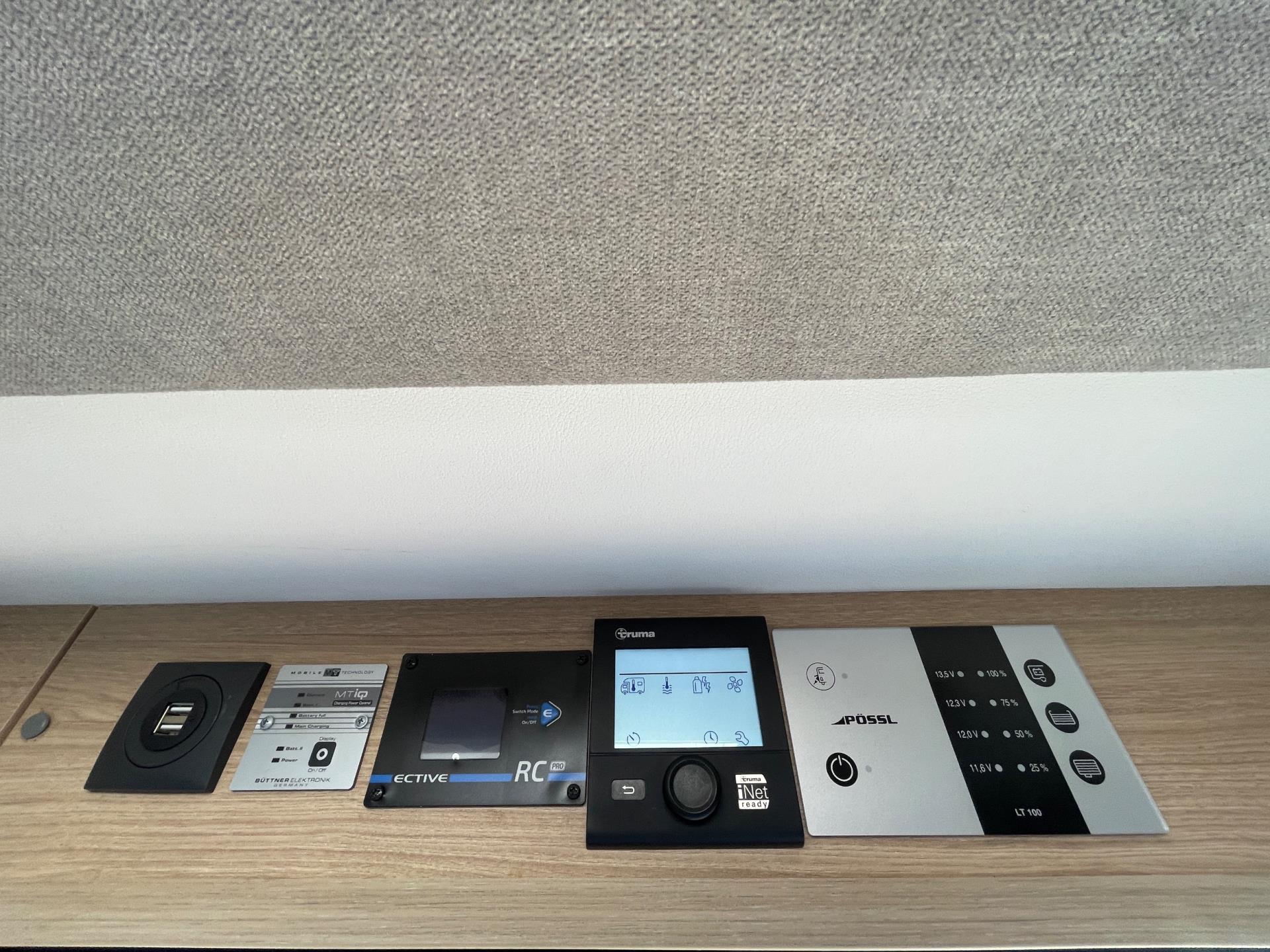 Pössl Trenta 640 Trenta 640 9-Traps Automaat 3x Solar/Omvormer/Zeer Compleet 47514110-35.jpg | Puur Vrijheid