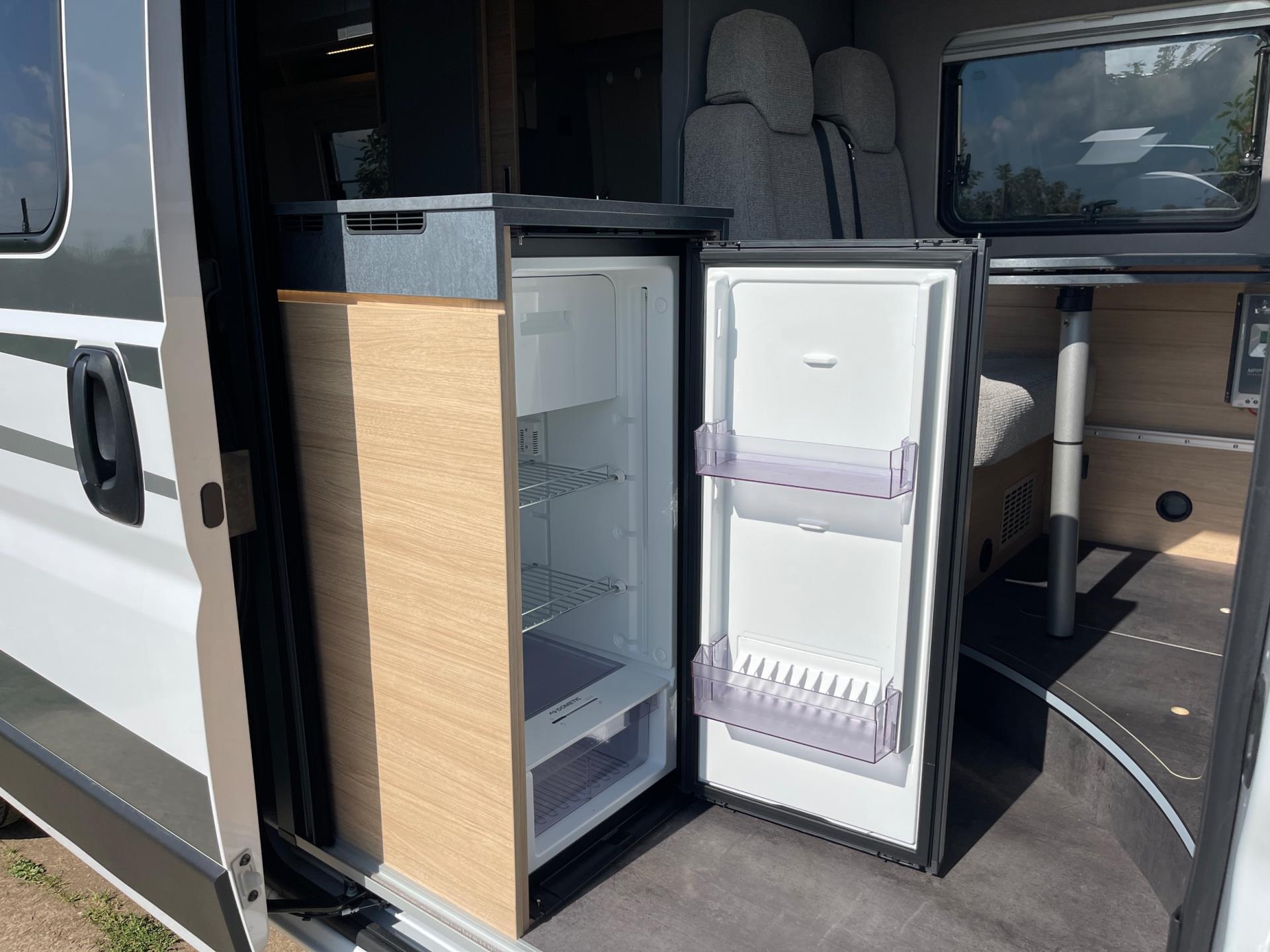 Pössl Trenta 640 Trenta 640 9-Traps Automaat 3x Solar/Omvormer/Zeer Compleet 47514110-8.jpg | Puur Vrijheid