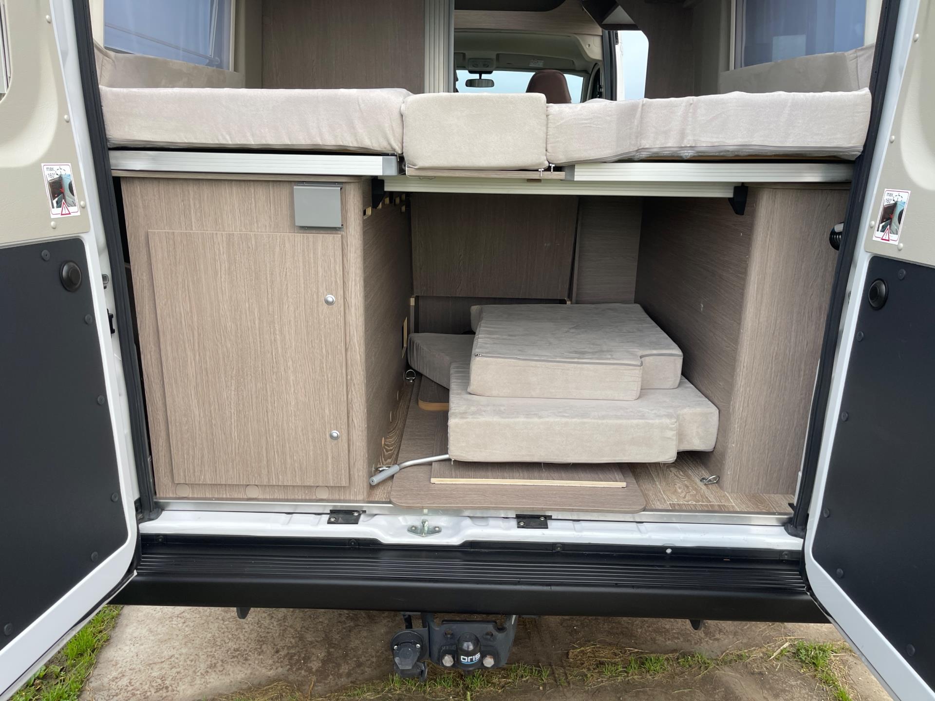 Pössl Roadstar 600L Roadstar 600L 9-Traps Automaat Uniek, 6 meter met lengtebedden 47989692-6.jpg | Puur Vrijheid