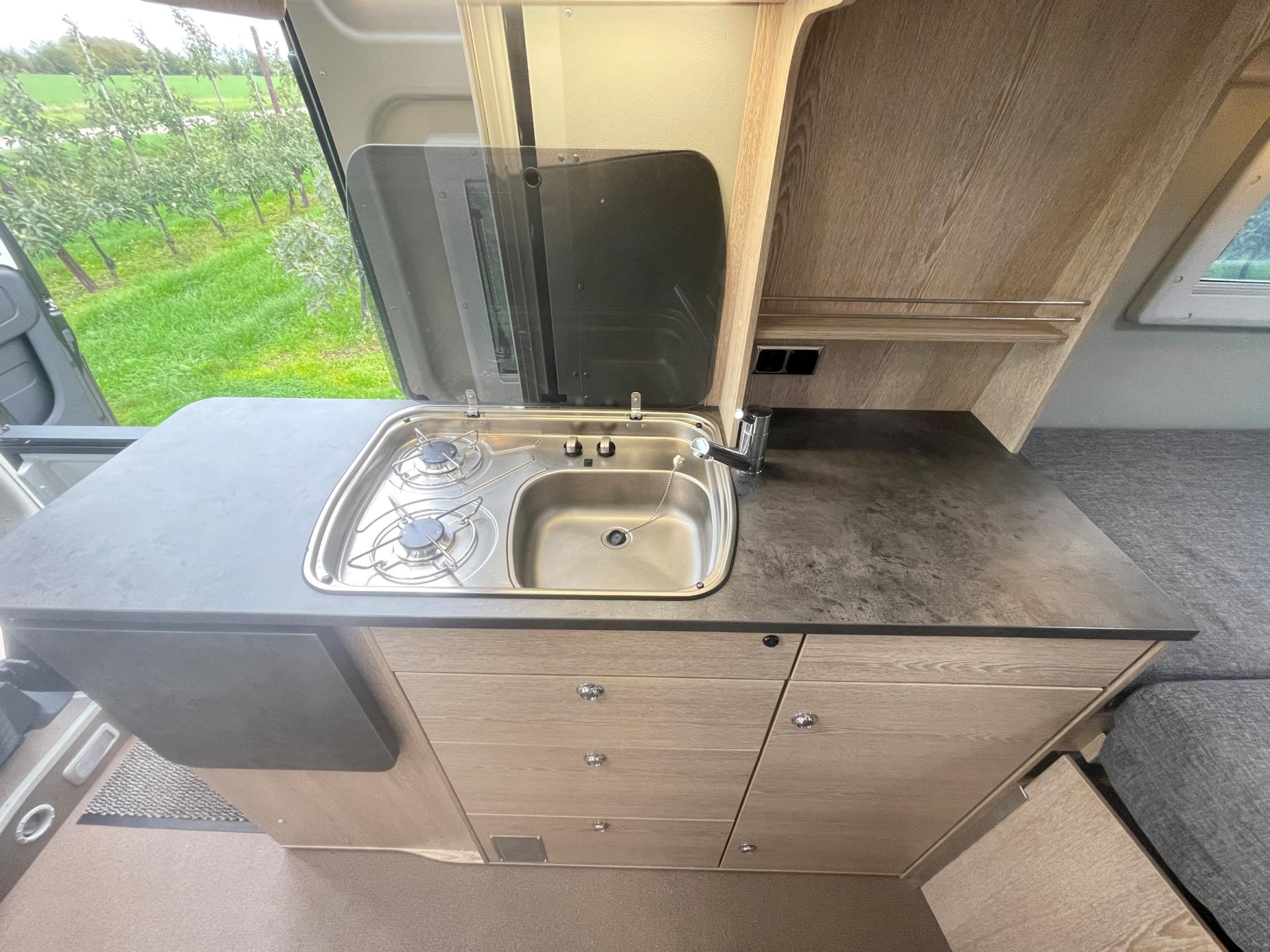 Pössl Summit 600 Summit 600 9-Traps Automaat Busbiker / 160 PK / Maxi onderstel Ducato 8 (vanaf modeljaar 2022) 48496042-10.jpg | Puur Vrijheid
