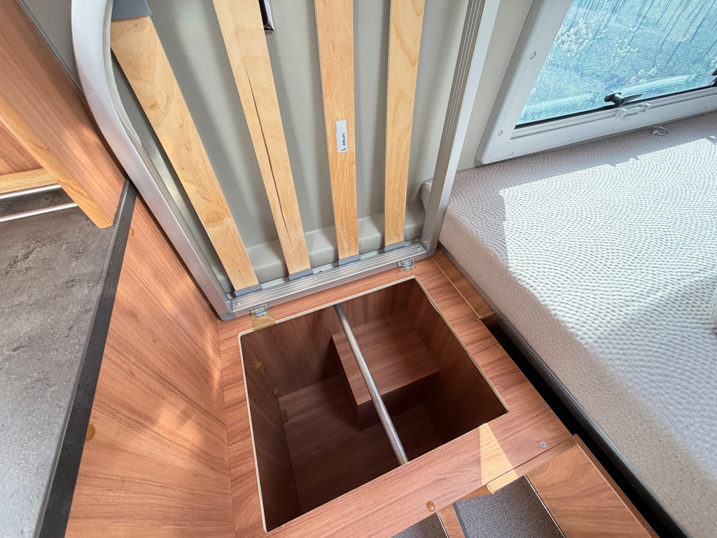 Pössl Summit 640 9-Traps Automaat/2 jaar garantie Summit 640 9-Traps Automaat/2 jaar garantie MAXI/Trekhaak/160 PK 52470237-14.jpg | Puur Vrijheid