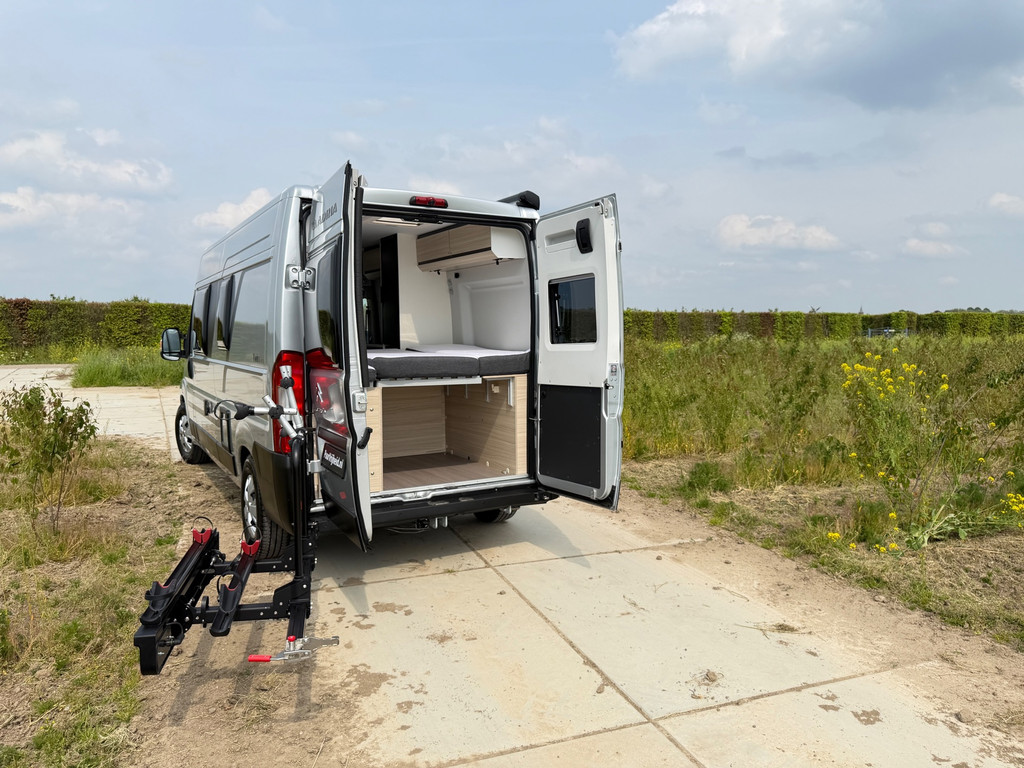 Adria Twin 600 Twin 600 Busbiker/Bearlock/Solar/2jaar garantie 53190032-1.jpg | Puur Vrijheid