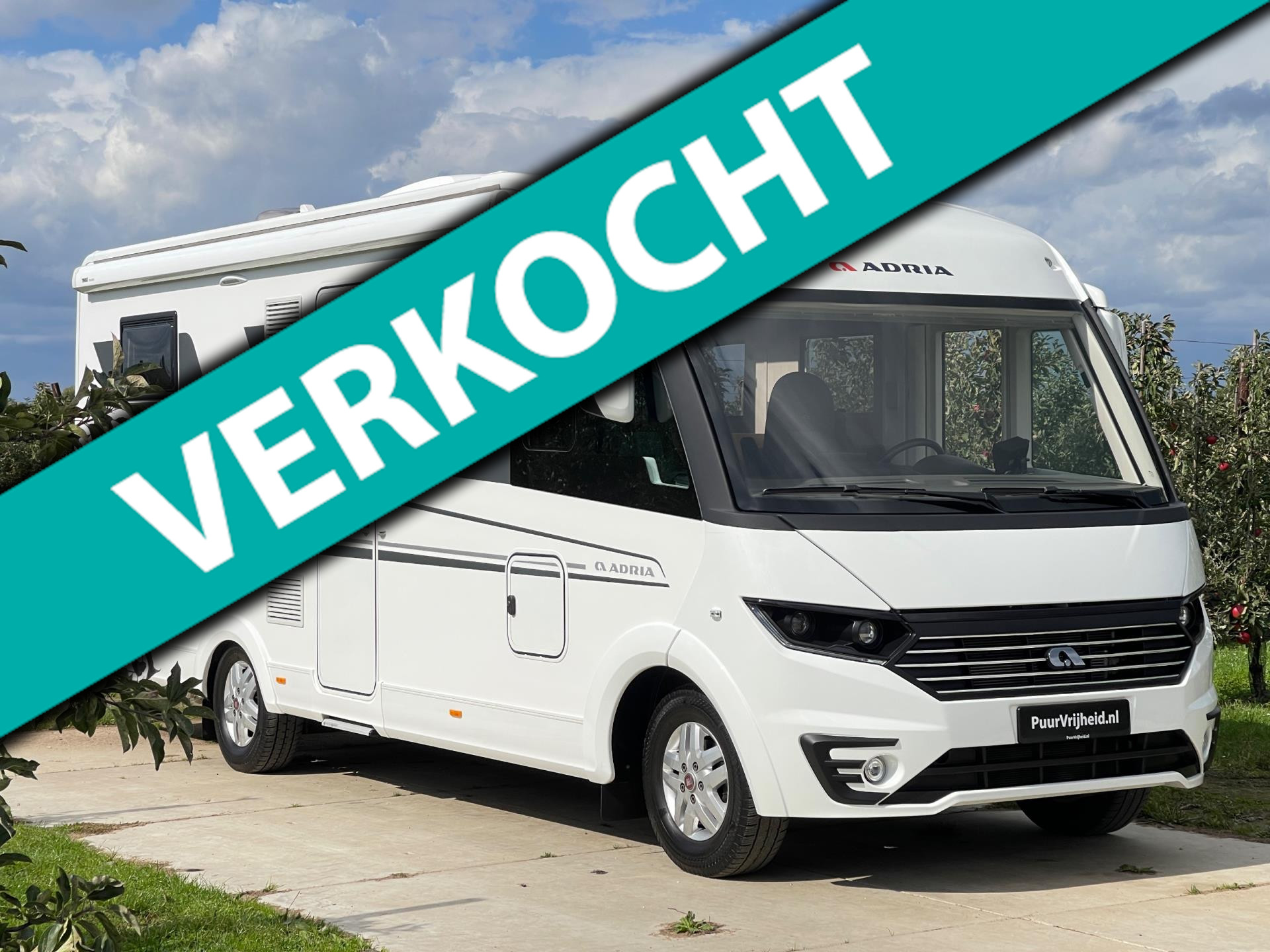 Adria  Sonic 700 DL Plus Airco, Zonnepaneel, 9-Traps Automaat 180 PK 47574651-0.jpg | Puur Vrijheid